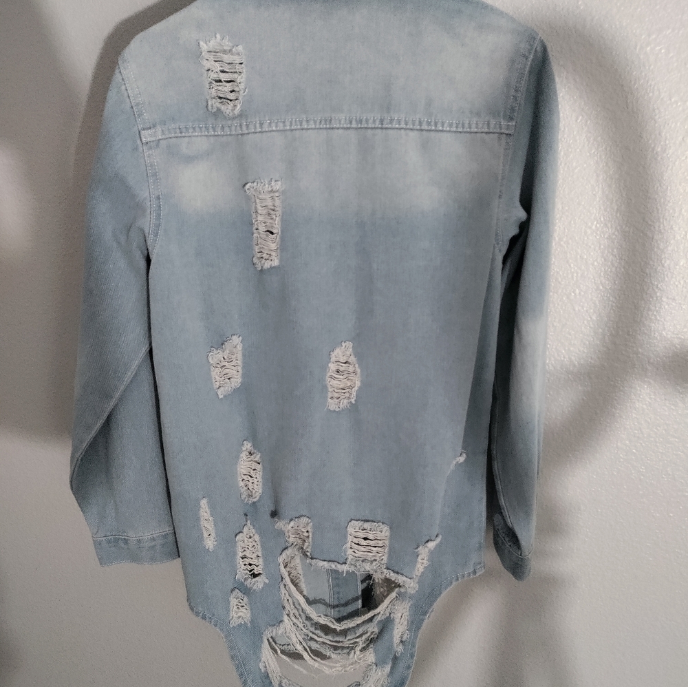 Large Jean Jacket - Picture 2 of 7